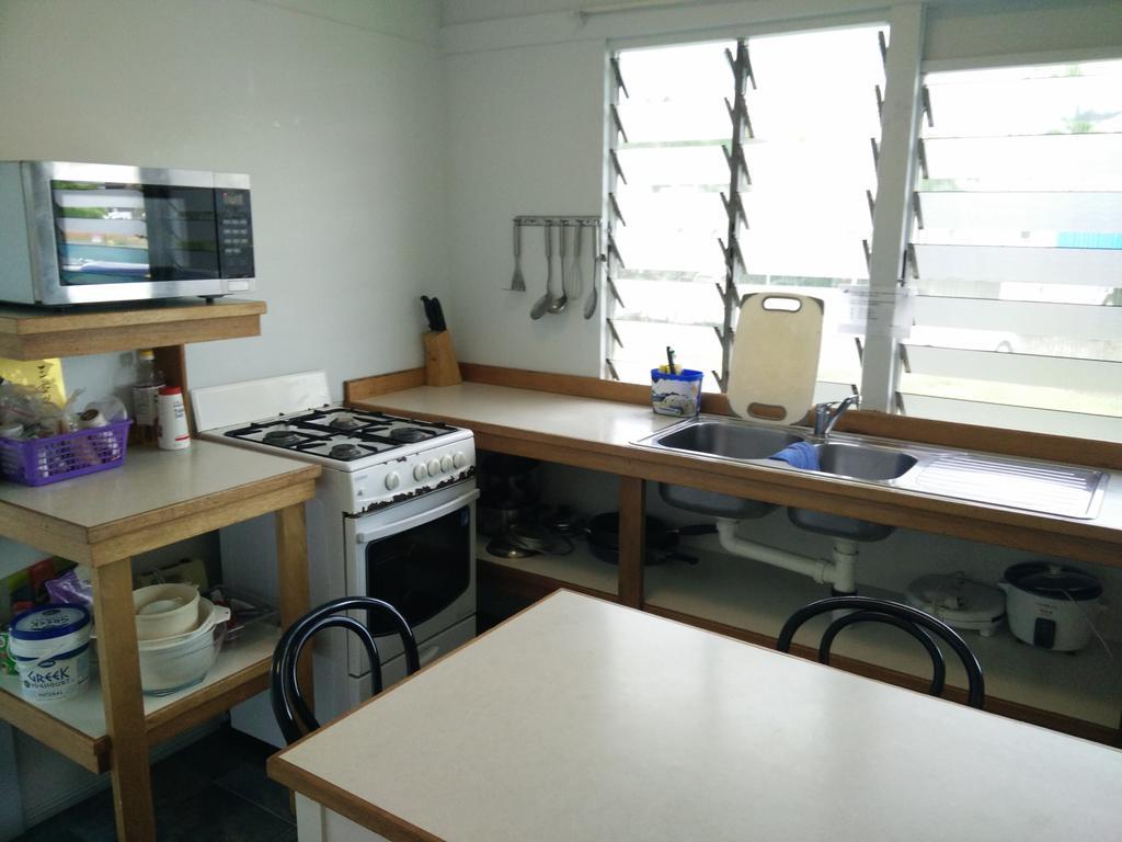 Cairns Girls Hostel Extérieur photo